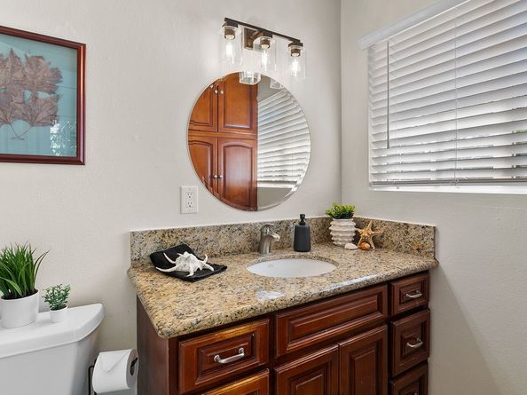 400 N Syracuse, Anaheim CA 92801