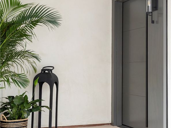 709 1/2 Larkspur 1, Corona Del Mar CA 92625