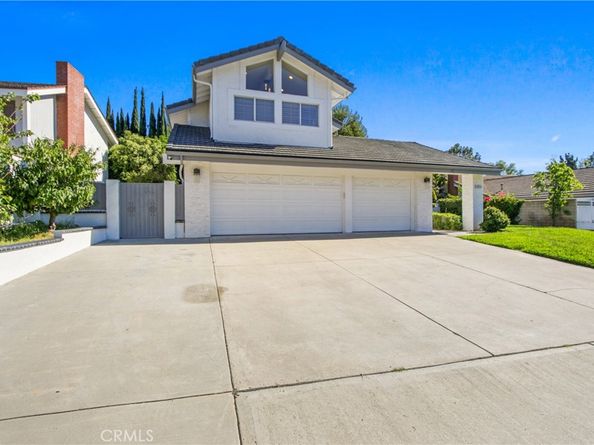 5353 Rural Ridge Circle E, Anaheim Hills CA 92707