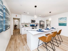 539 W Amerige Avenue, Fullerton CA 92832