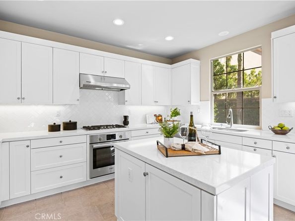 110 Copeland, Irvine CA 92618
