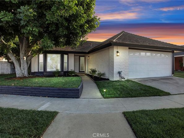 4568 E Meadowhill Avenue, Anaheim CA 92807