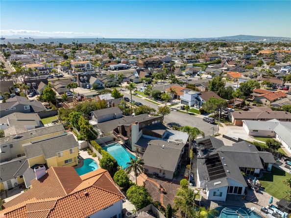 412 Emerald, Seal Beach CA 90740
