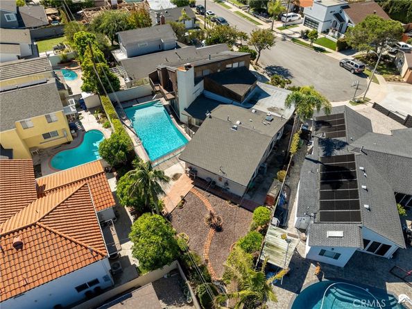 412 Emerald, Seal Beach CA 90740