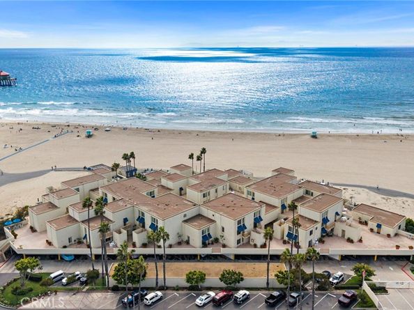 711 Pacific Coast 330, Huntington Beach CA 92648