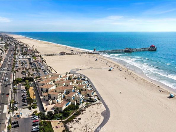 711 Pacific Coast 330, Huntington Beach CA 92648