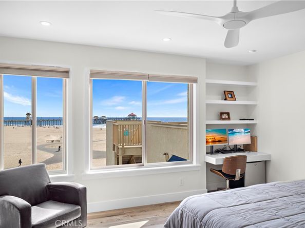 711 Pacific Coast 330, Huntington Beach CA 92648