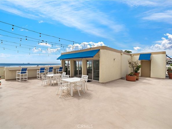 711 Pacific Coast 330, Huntington Beach CA 92648