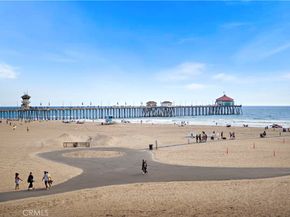 711 Pacific Coast 330, Huntington Beach CA 92648