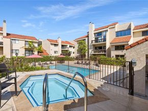 8180 Manitoba 334, Playa Del Rey CA 90293