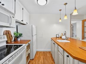 5585 161 N Pacific Coast Highway, Long Beach CA 90804