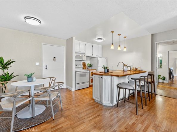 5585 161 N Pacific Coast Highway, Long Beach CA 90804