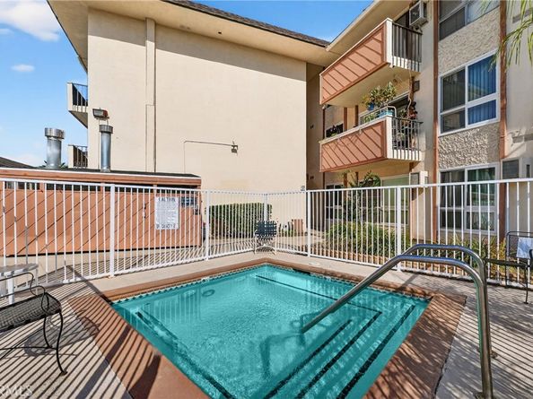 5585 161 N Pacific Coast Highway, Long Beach CA 90804