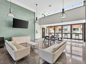 5585 161 N Pacific Coast Highway, Long Beach CA 90804