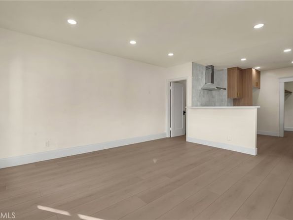 4027 E 11th, Long Beach CA 90804