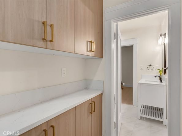 4027 E 11th, Long Beach CA 90804