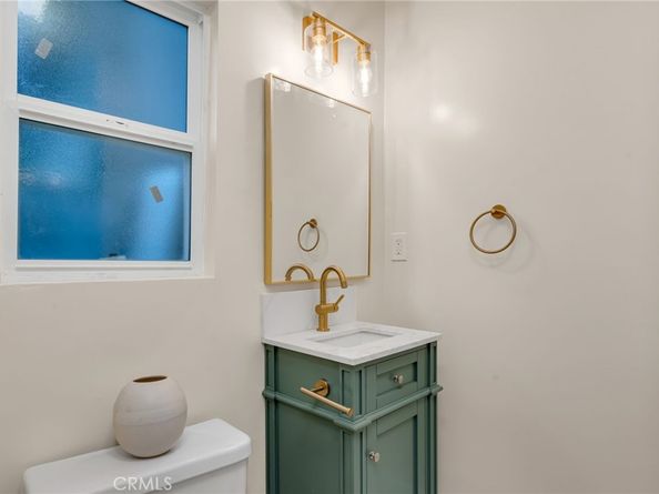 4027 E 11th, Long Beach CA 90804