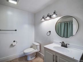 2119 W Edinger UNIT A, Santa Ana CA 92704