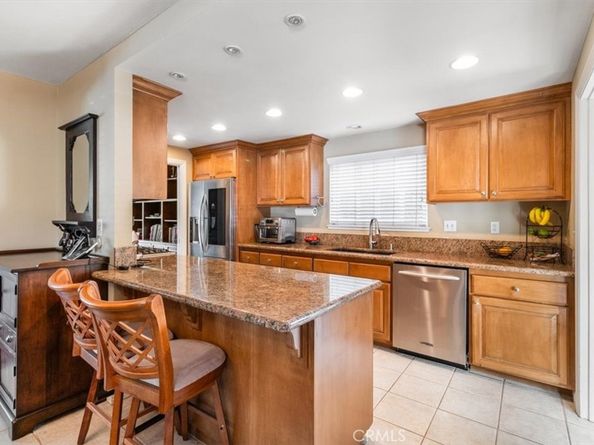 2909 S Rita Way, Santa Ana CA 92704