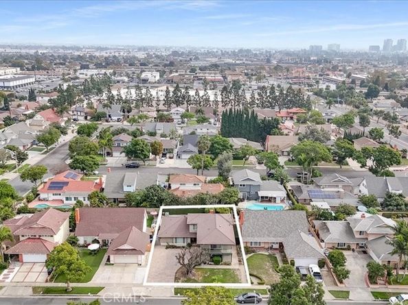 2909 S Rita Way, Santa Ana CA 92704