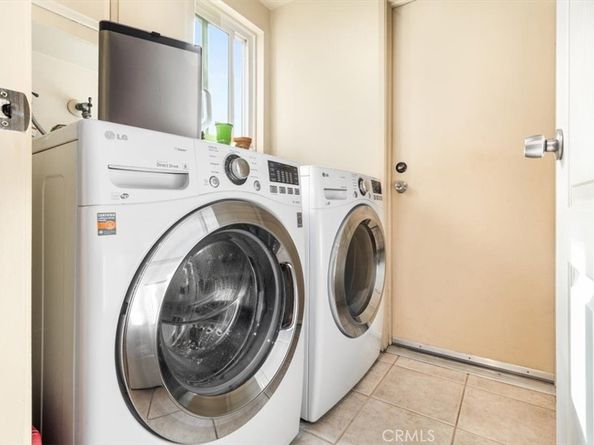 2909 S Rita Way, Santa Ana CA 92704