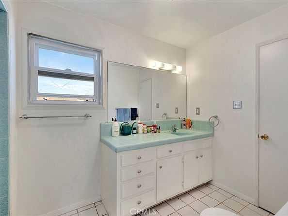 125 5th Street, Seal Beach CA 90740
