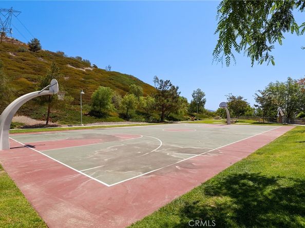 2571 N Skytop Court, Orange CA 92867