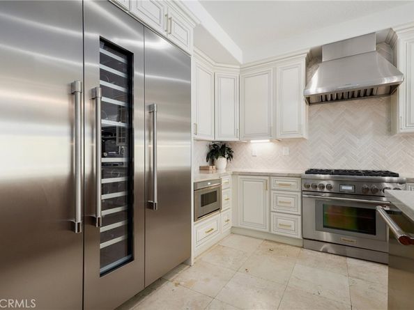 2571 N Skytop Court, Orange CA 92867