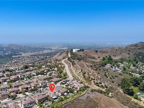 2571 N Skytop Court, Orange CA 92867