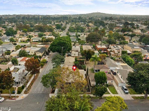 2692 San Francisco Avenue, Long Beach CA 90806