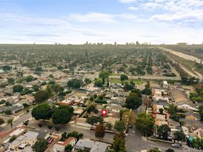 2692 San Francisco Avenue, Long Beach CA 90806