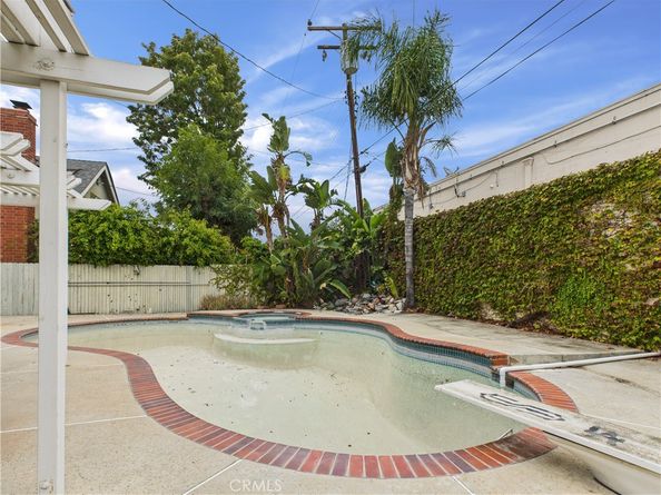 1875 N Shattuck, Orange CA 92865