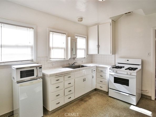 3370 Lemon, Signal Hill CA 90755