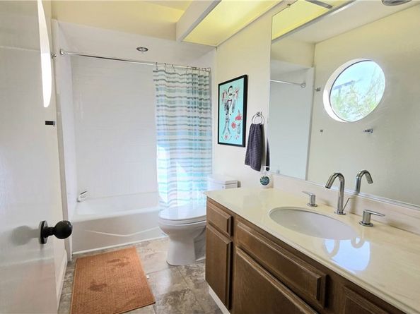 222 S Central 242, Los Angeles CA 90012