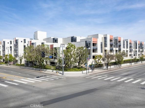 222 S Central 242, Los Angeles CA 90012