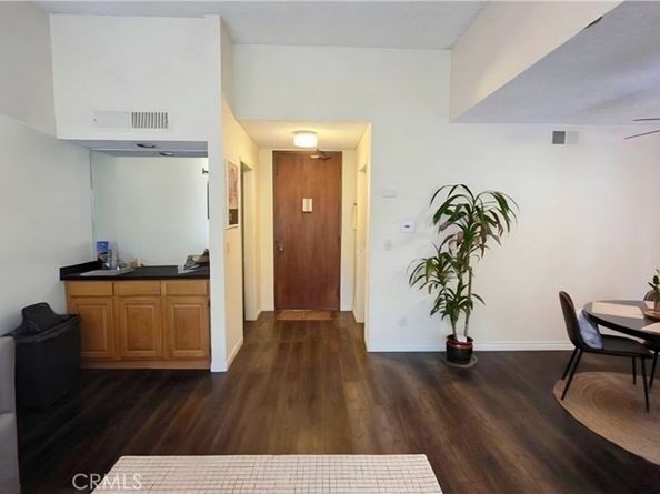 222 S Central 242, Los Angeles CA 90012