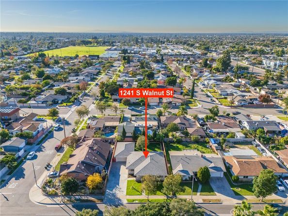 1241 S Walnut, Anaheim CA 92802