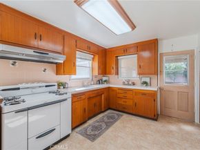 1241 S Walnut, Anaheim CA 92802