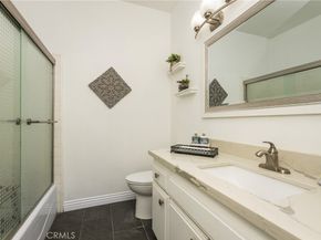 2542 W MacArthur Boulevard 143, Santa Ana CA 92704