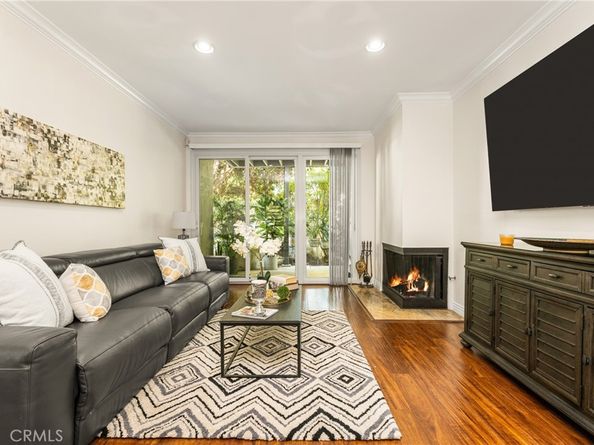 2542 W MacArthur Boulevard 143, Santa Ana CA 92704