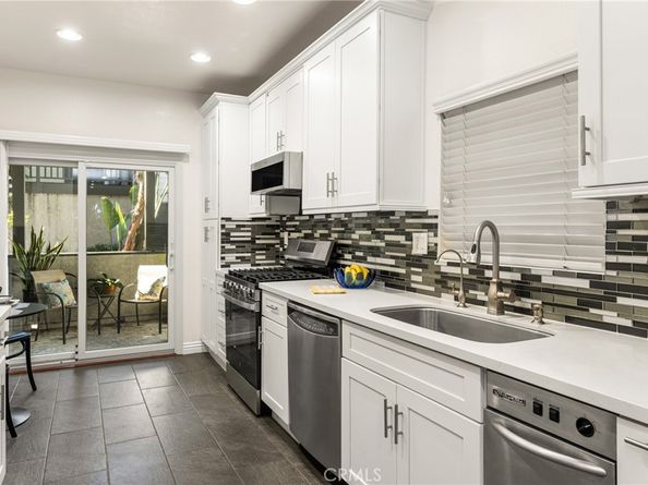 2542 W MacArthur Boulevard 143, Santa Ana CA 92704