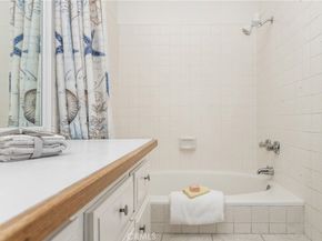 2542 W MacArthur Boulevard 143, Santa Ana CA 92704