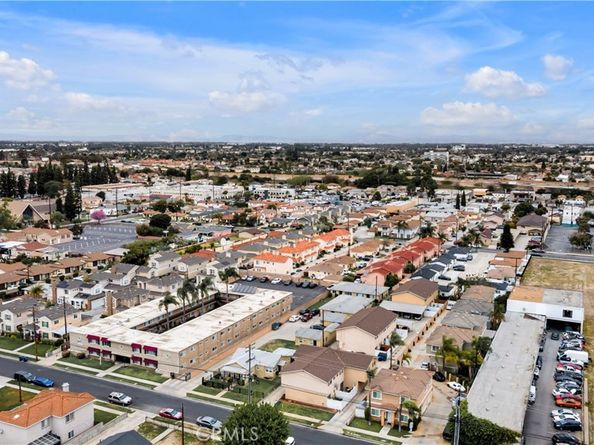 9713 Cedar Street, Bellflower CA 90706