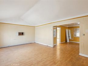 1194 S Lucerne Boulevard, Los Angeles CA 90019