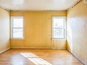 1194 S Lucerne Boulevard, Los Angeles CA 90019