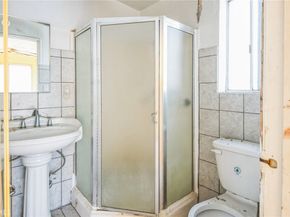 1194 S Lucerne Boulevard, Los Angeles CA 90019