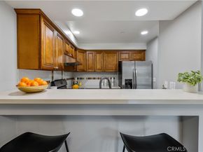 78 N Sierra Bonita Avenue 2, Pasadena CA 91106