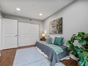 78 N Sierra Bonita Avenue 2, Pasadena CA 91106