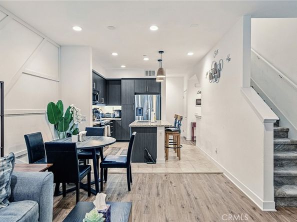 2520 Valentina 6, Commerce CA 90040