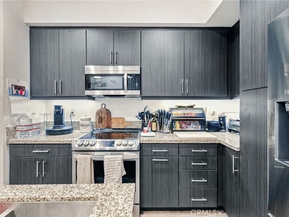 2520 Valentina 6, Commerce CA 90040